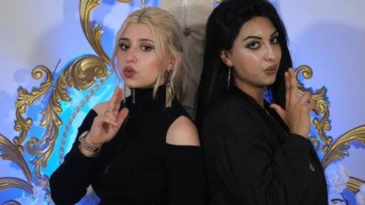 "Dombra" Kasvetini Dağıtan İzmirli Deniz Ve Elmas, Hıdırellez Gecesi Neden Viral Oldu?