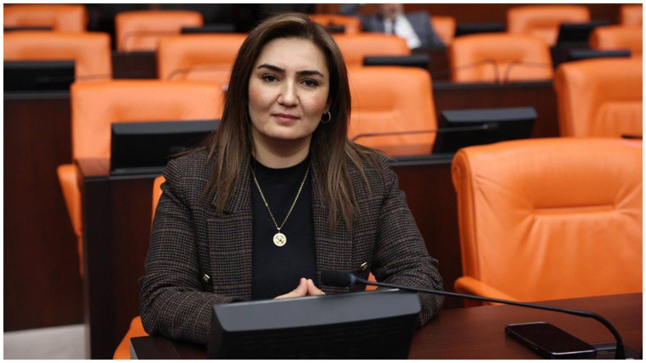 Sevda Erdan Kılıç'tan Akit'e Sert Tepki: 'Ölüm' Haberimi Okudum, Nefret Tacirliği Yapıyorlar
