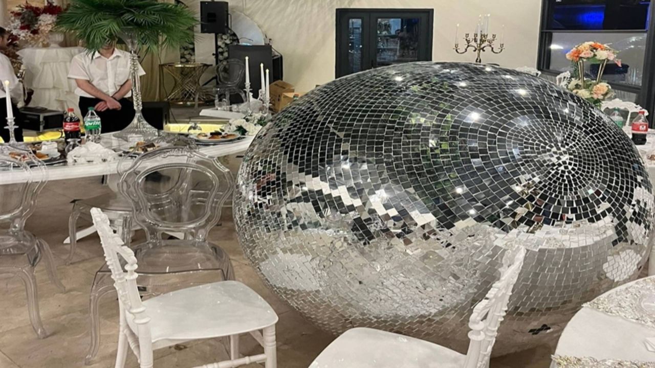 Kına Gecesi Faciası: Disko Topu Gelin Dahil Yaraladı
