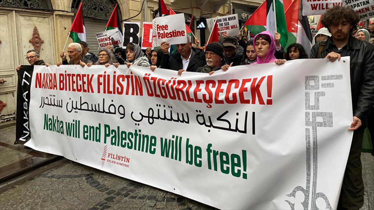 Sirkeci'de Nakba'nın 77. Yıldönümü Yürüyüşü: Filistin Halkının Direnişi Özgürlük Mücadelelerinin Kutup Yıldızıdır