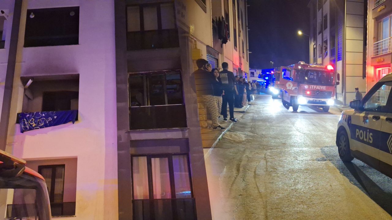 Samsun'da Apartman Yangını: 3 Kişi Etkilendi
