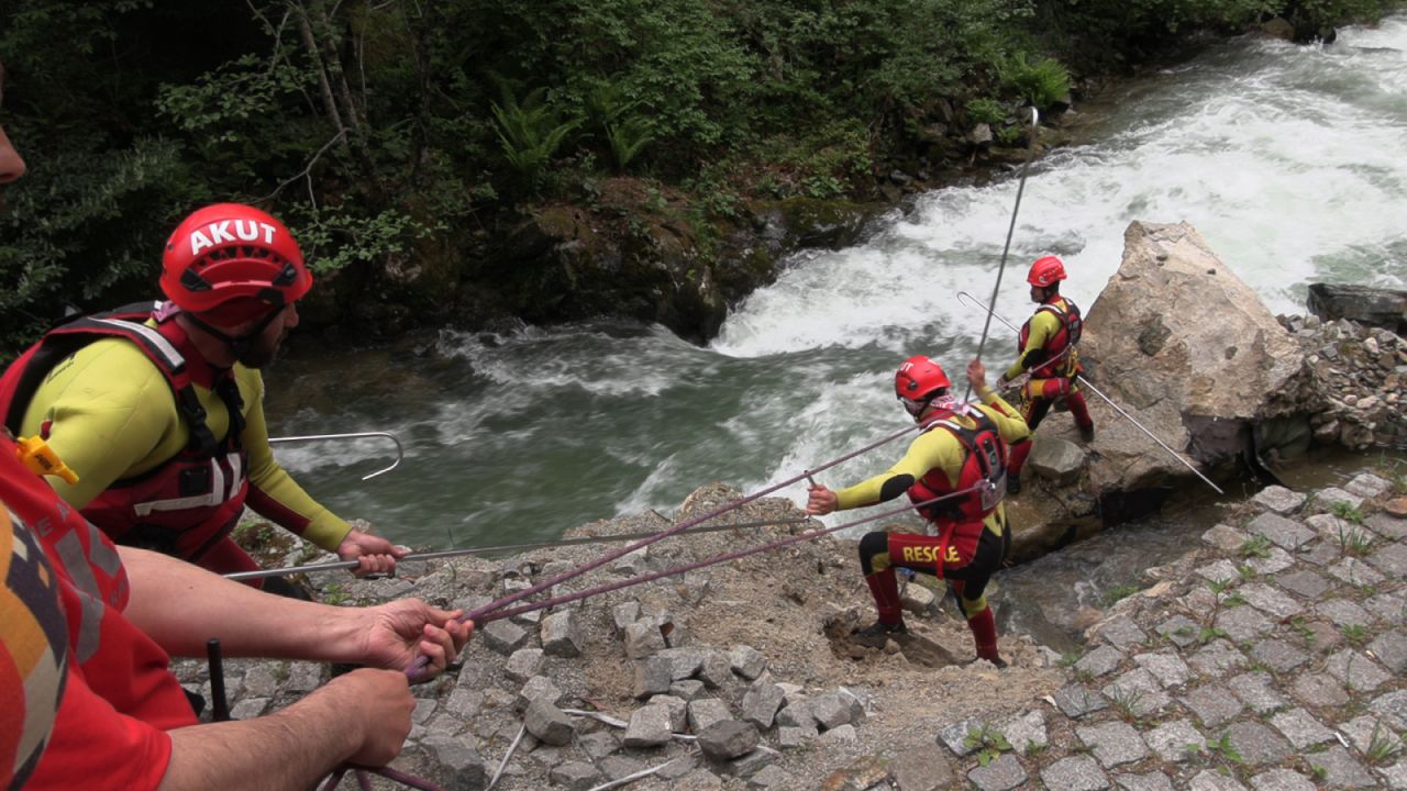 Trabzon'da Kaybolan Faisal İçin Arama Çalışmaları Devam Ediyor

