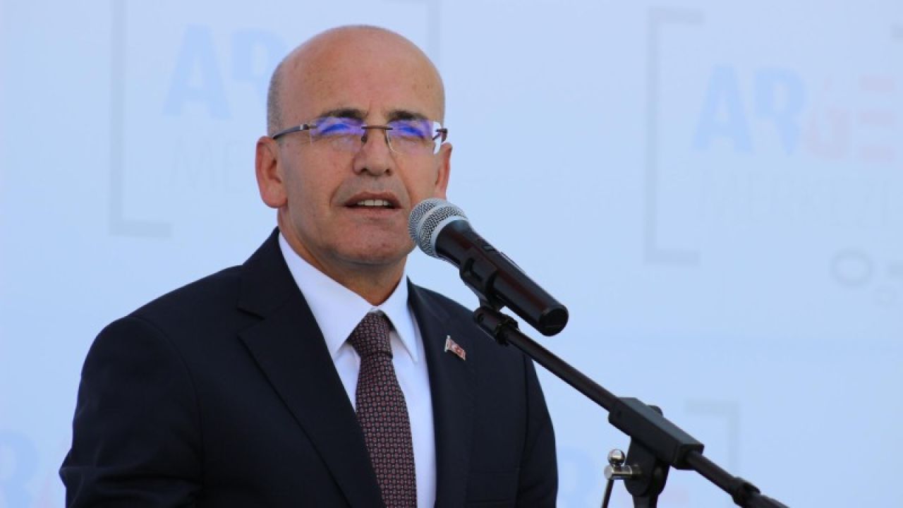 Mehmet Şimşek: Piyasalardaki Türbülansı İyi Yönetiyoruz, Enflasyonu Önledik
