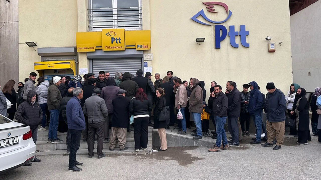 Emeklilerin yüzü gülecek! PTT’den emeklilere destek yağmuru!