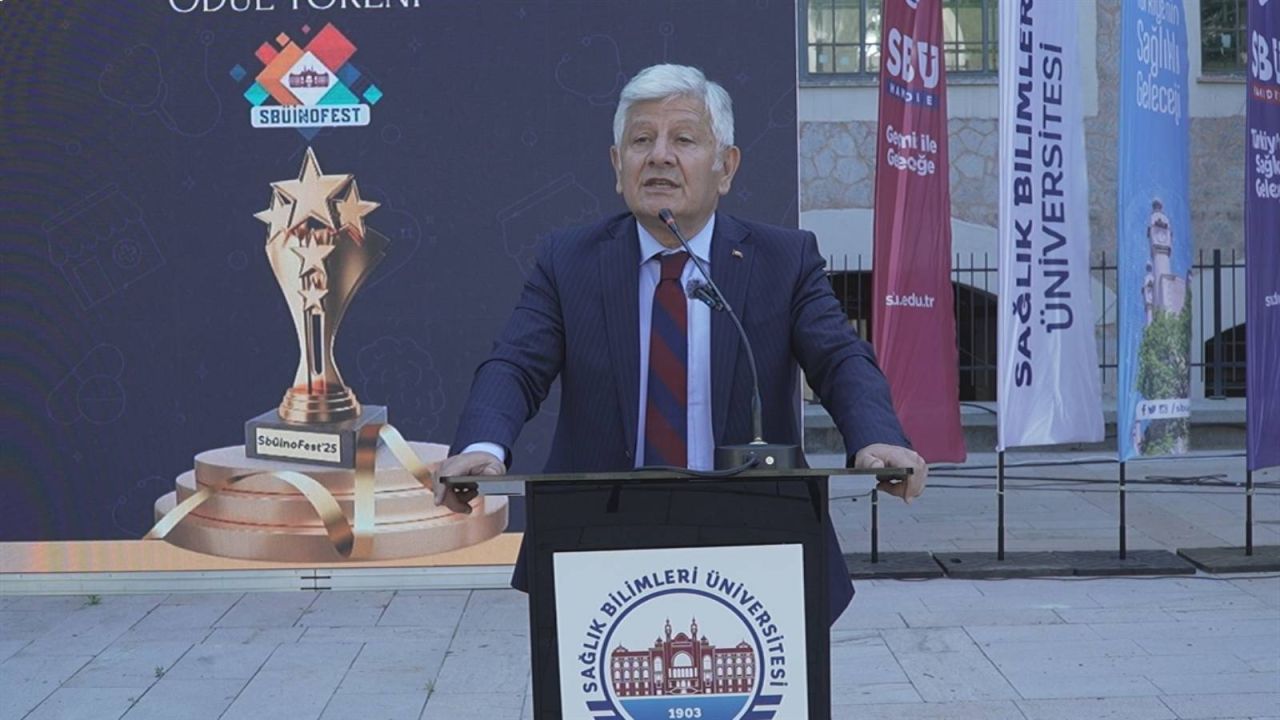 Üniversite Rektörü'nden Sert Uyarı: Okumaya Paspas, Eyleme Dağ Gibi Dururum
