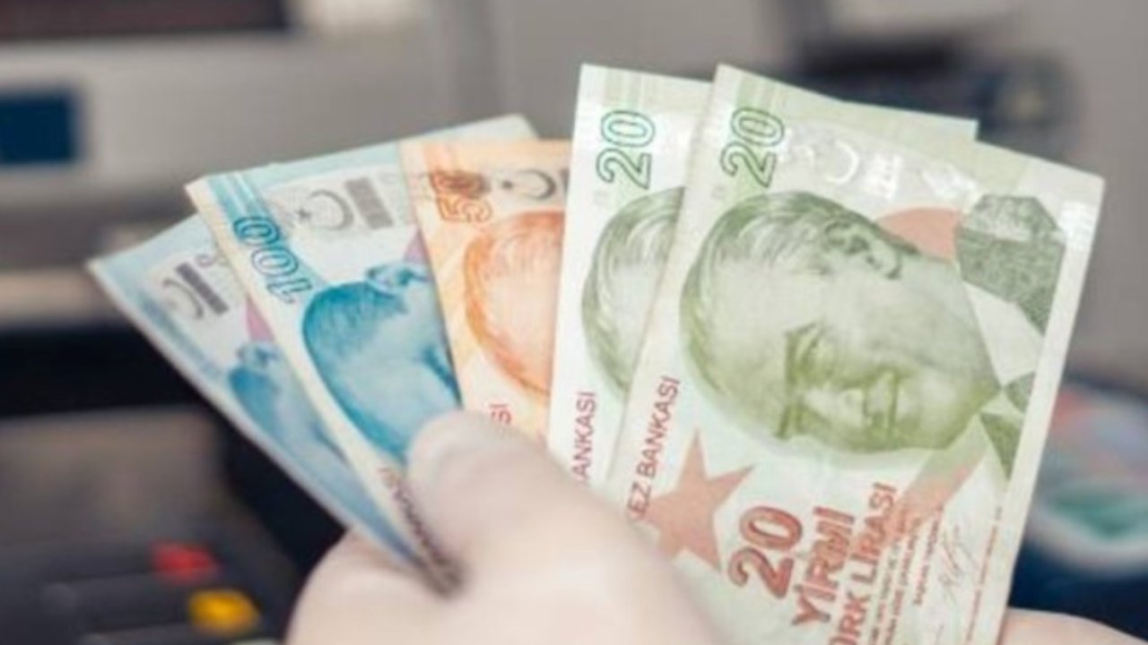 SGK duyurdu: Hemen yapmayan SSK ve Bağkur emeklisi maaş alamayacak