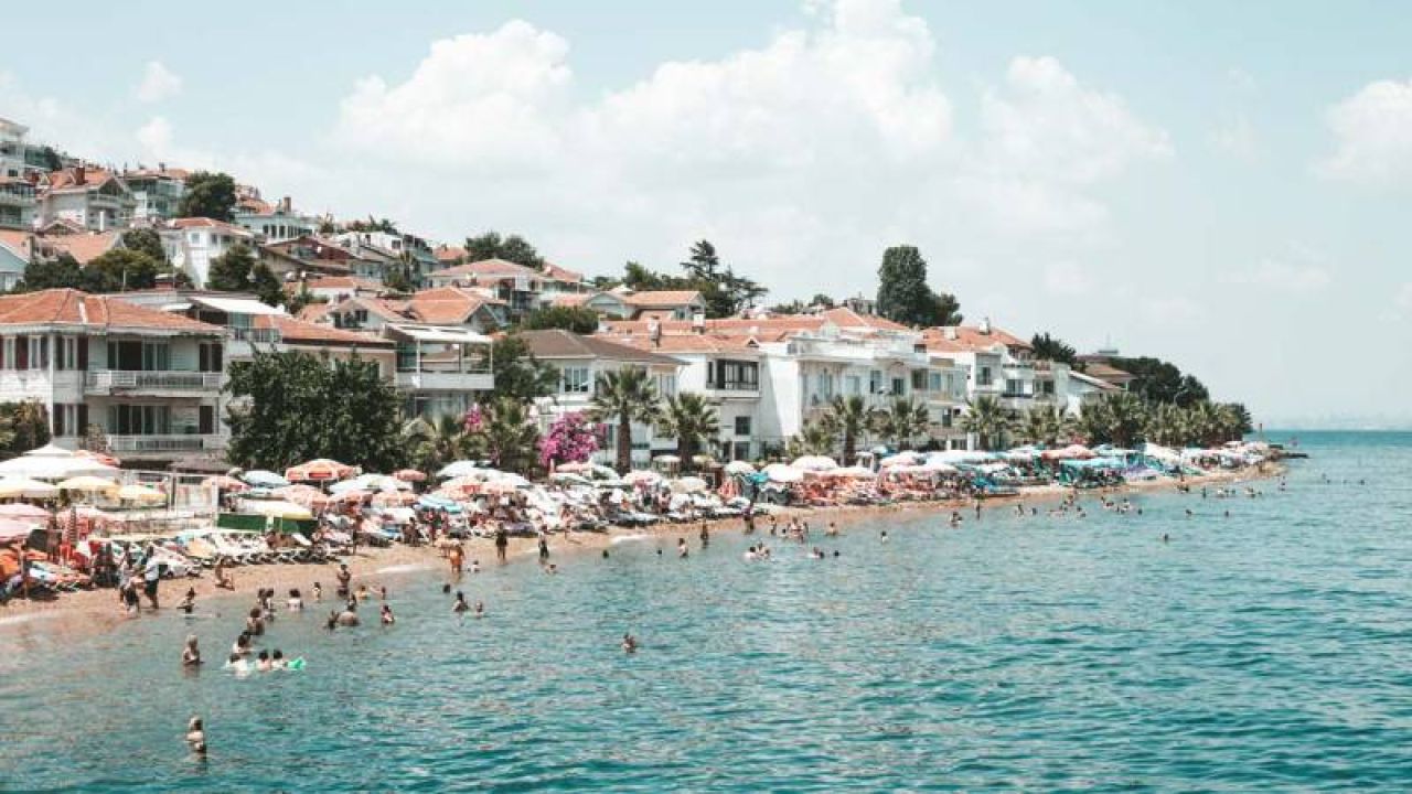 Sarıyer, Florya Ve Adalar'da 2025 Tarifesi Belli Oldu: İstanbul Plajlarında Giriş Ücretleri Ne Kadar?