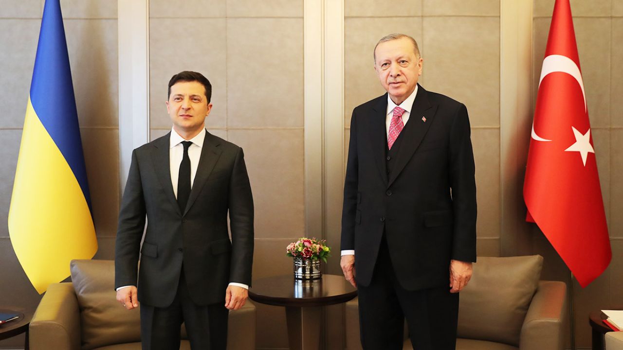 Erdoğan'dan Zelenskiy'e İstanbul Telefonu: Ateşkes Çağrısı
