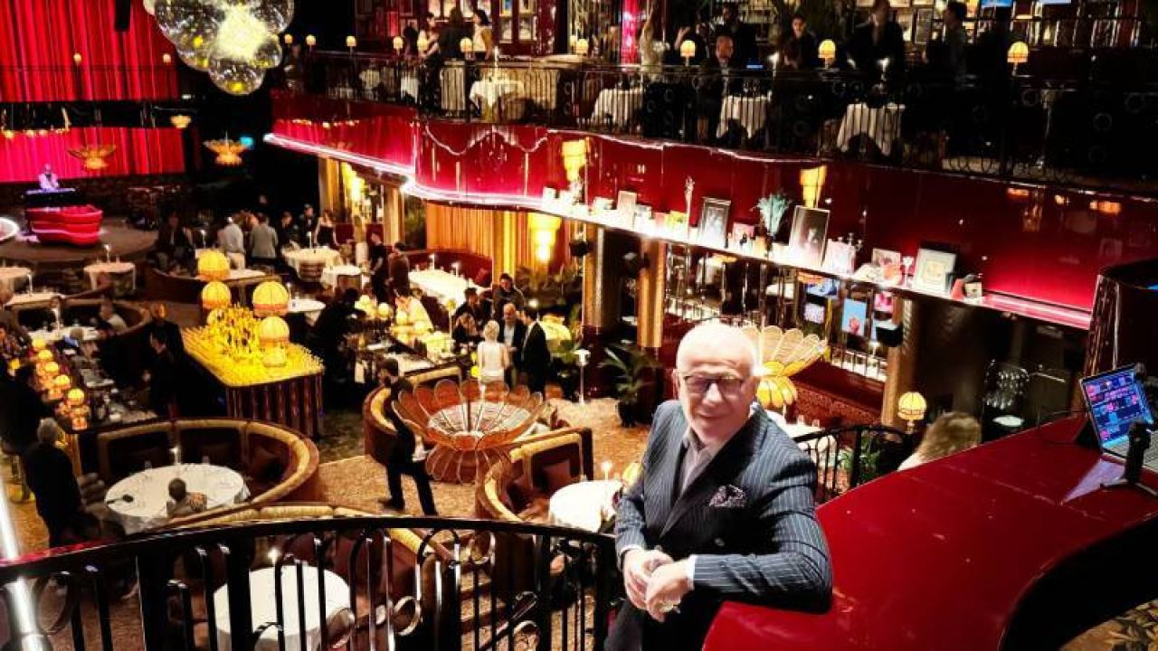 Ertuğrul Özkök'ten İstanbul'un İlk Filtresiz Ruh Gece Kulübü İzlenimleri