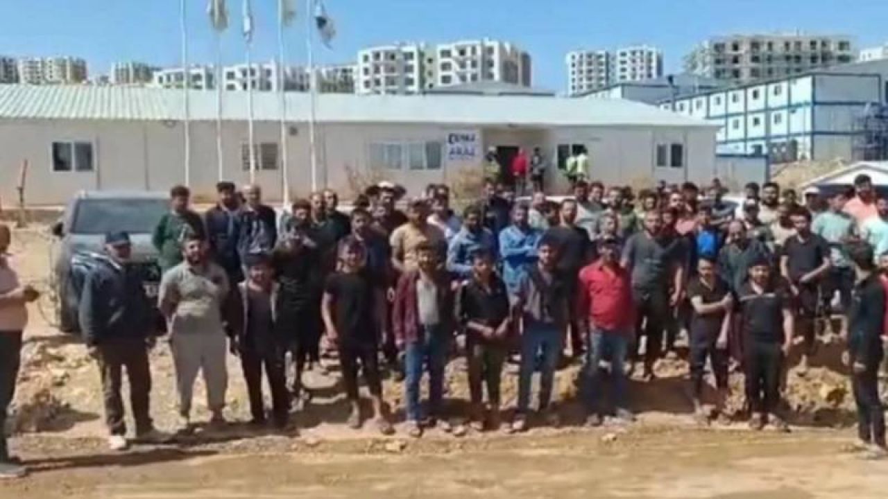 Adıyaman İndere'de Deprem Konutları İnşaatında İş Bırakma Eylemi
