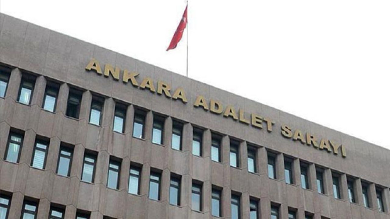 Savcı Şifresiyle Uyap'a Girdi: Şüpheli Dosyaları Kapatan Zabıt Katibi Tutuklandı
