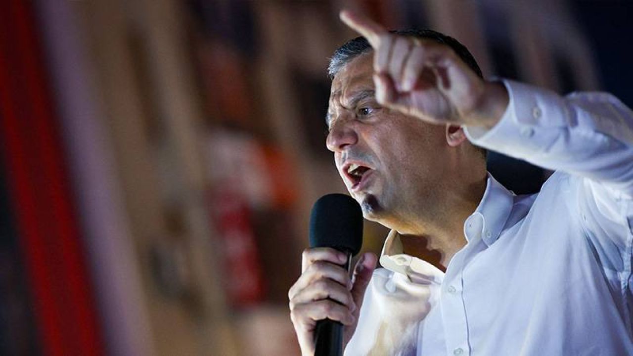 Özgür Özel'den Akın Gürlek Soruşturması Sonrası Sert Tepki: Söylediklerimin Arkasındayım, Bin Pişman Ederim!
