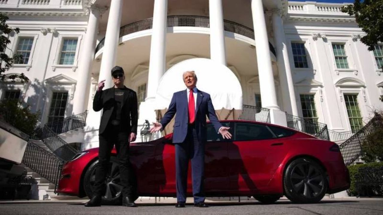 Trump Ve Musk Arasındaki Gerilim Tırmanıyor: Trump, Tesla'sını Satmayı Düşünüyor