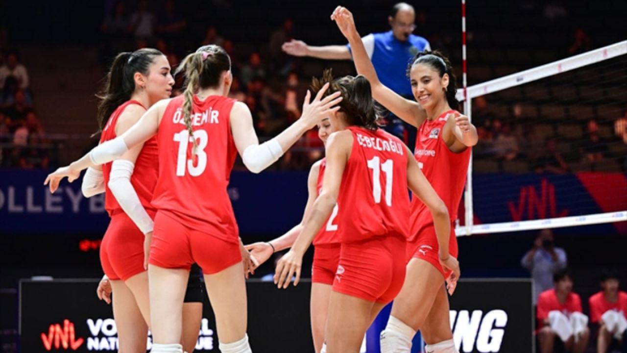 Filenin Sultanları, Milletler Ligi Heyecanıyla İstanbul'da
