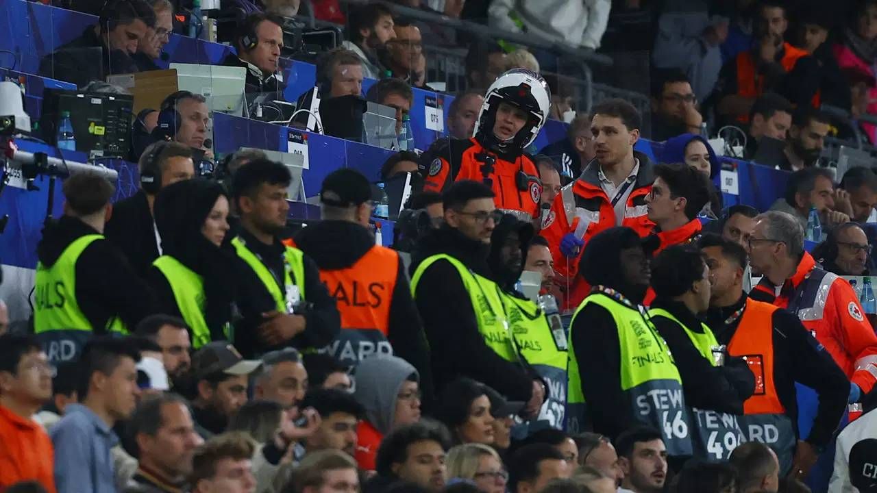 Portekiz-İspanya Finalinde Taraftar Hayatını Kaybetti
