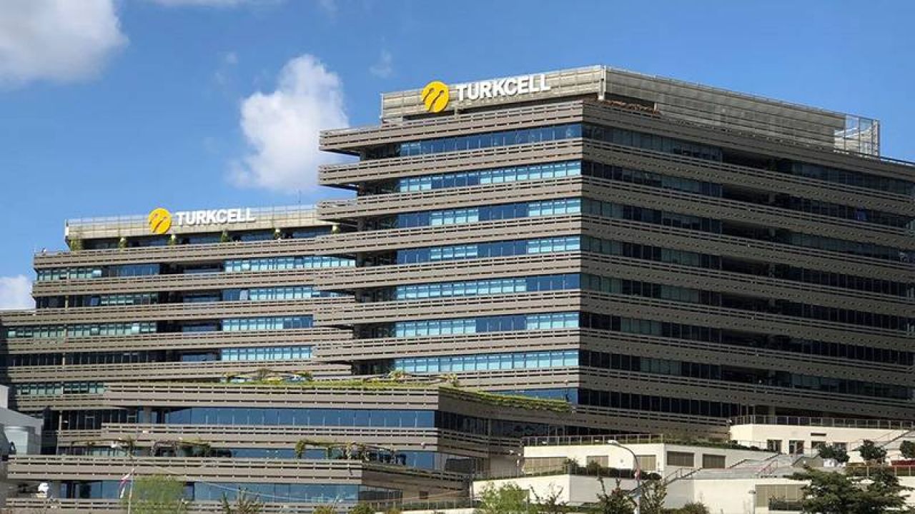 Turkcell Fibere 3 Milyar Dolarlık Ödeme Hazırlığında

