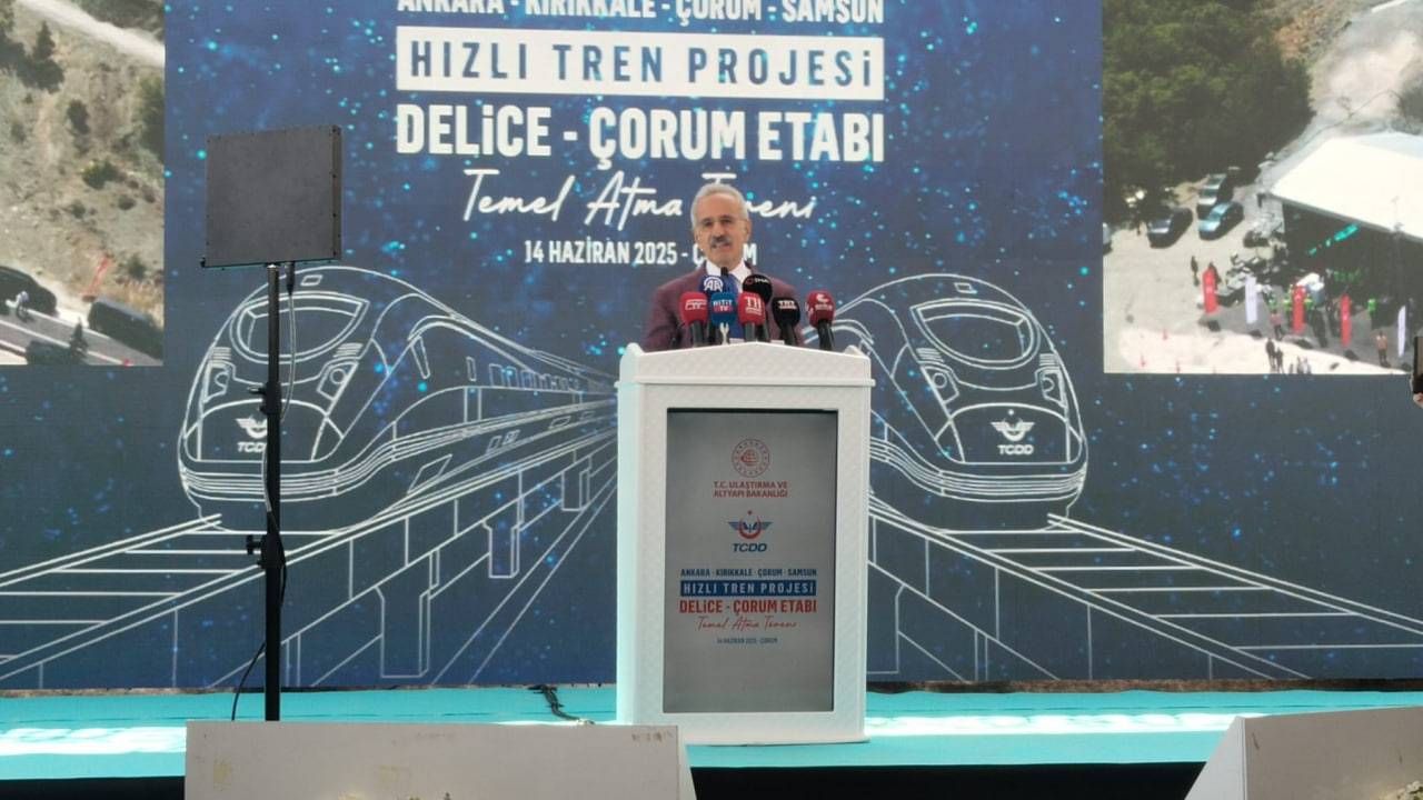 Uraloğlu: 2053'Te Türkiye'yi 48 Saatte Dolaşmak Mümkün Olacak
