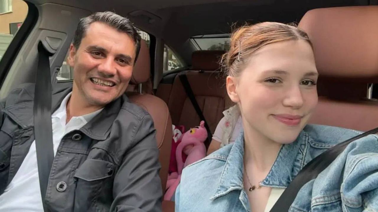 Ferdi Zeyrek'in Kızı Nehir Zeyrek'ten Babalar Günü'nde Duygu Dolu Paylaşım
