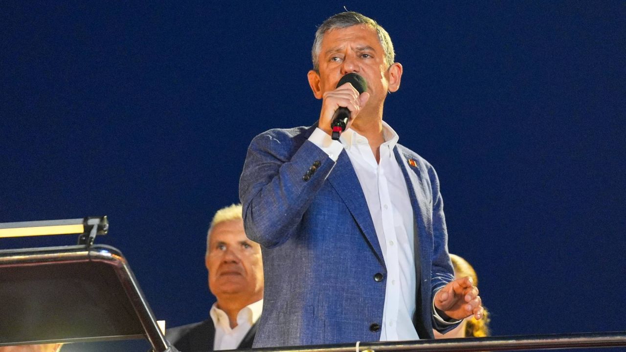 Özgür Özel: Ne Kayyımı Tanırım Ne Butlan Kararını, Chp'nin Direncini Kırdırtmam
