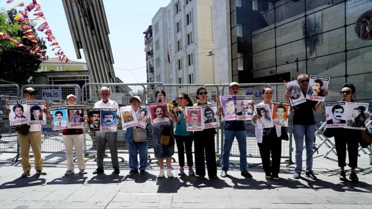 Cumartesi Annelerinden 32 Yıl Önce Katledilen 6 Köylü İçin Adalet Çağrısı
