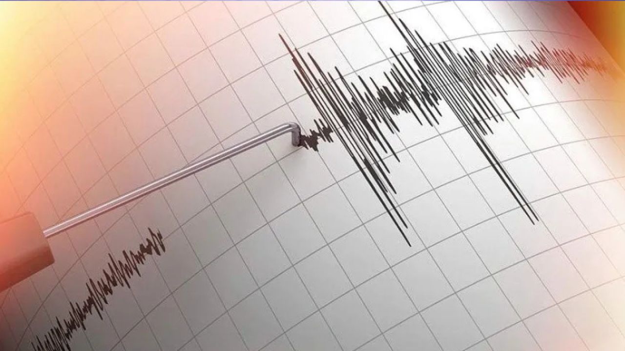 Ankara'da Deprem Paniği Yaşandı
