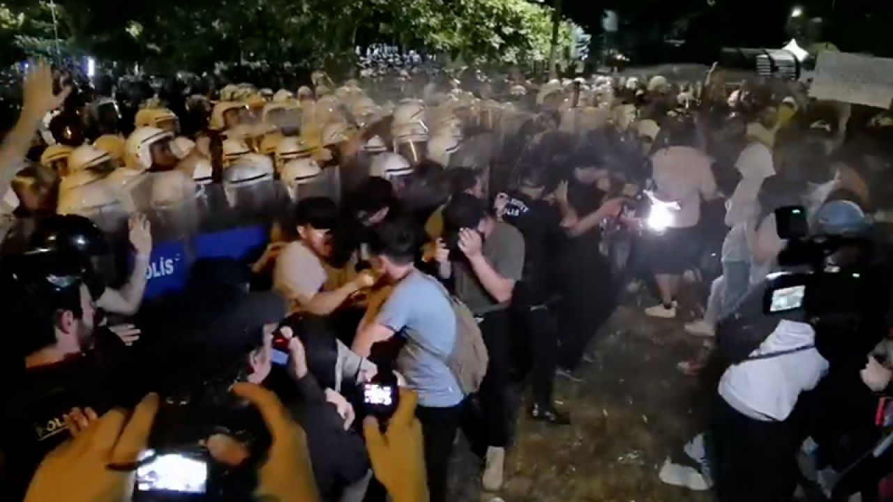 Yılmaz Tunç'tan Saraçhane Gözaltıları Hakkında Açıklama
