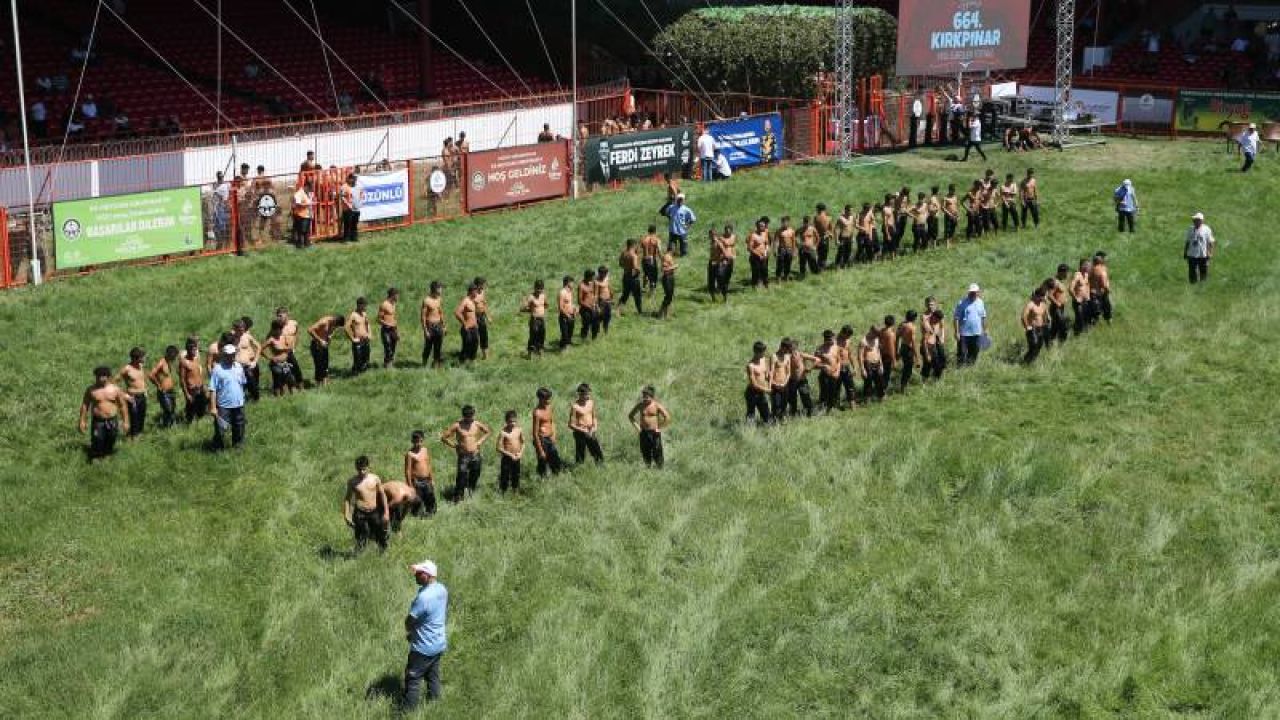 Tarihi Kırkpınar Yağlı Güreşleri Başladı
