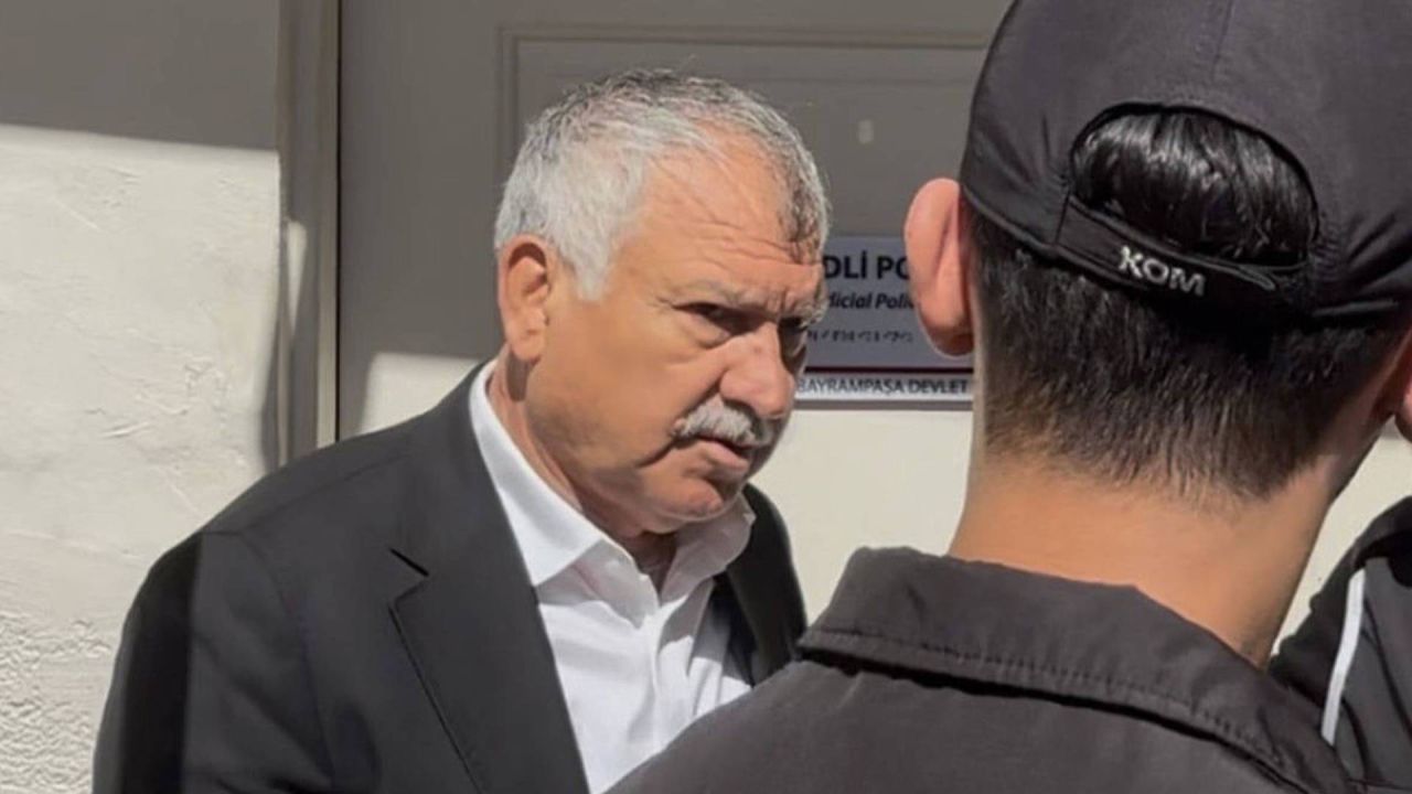 Gözaltındaki Karalar'dan El Yazısıyla Mesaj: Boyun Eğmedim, Eğmem
