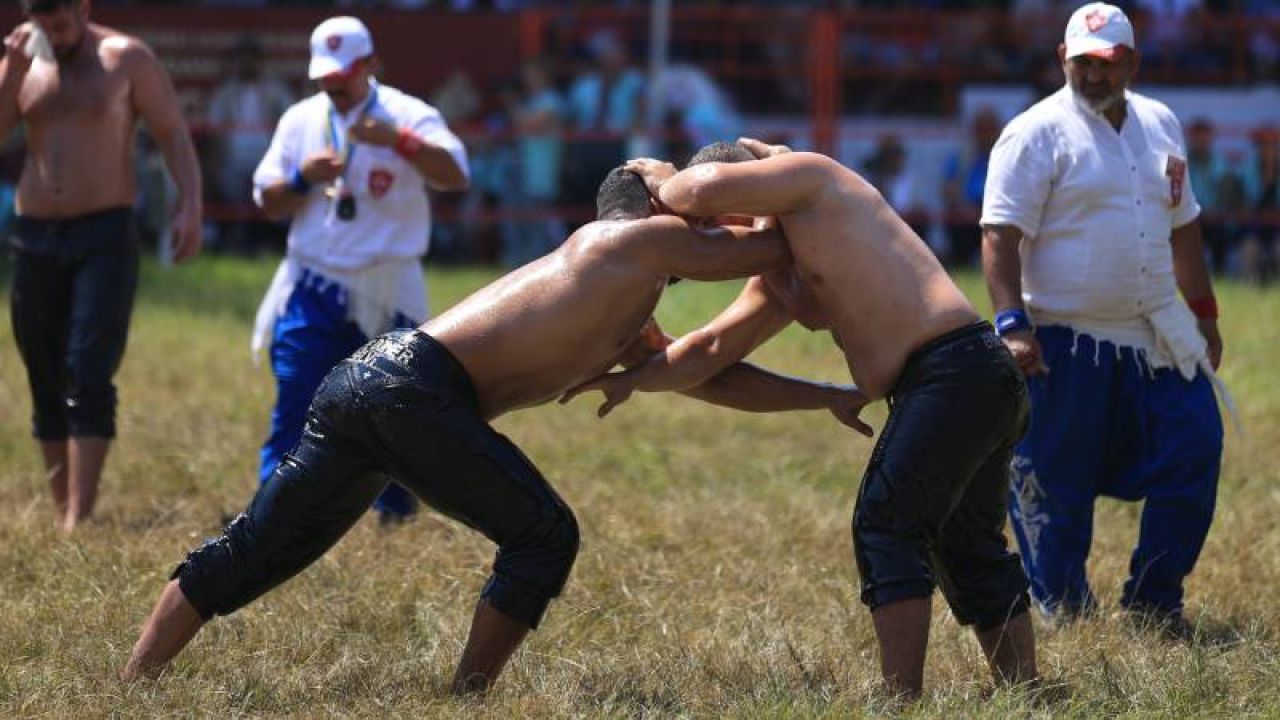 Tarihi Kırkpınar Yağlı Güreşleri'nde Final Günü
