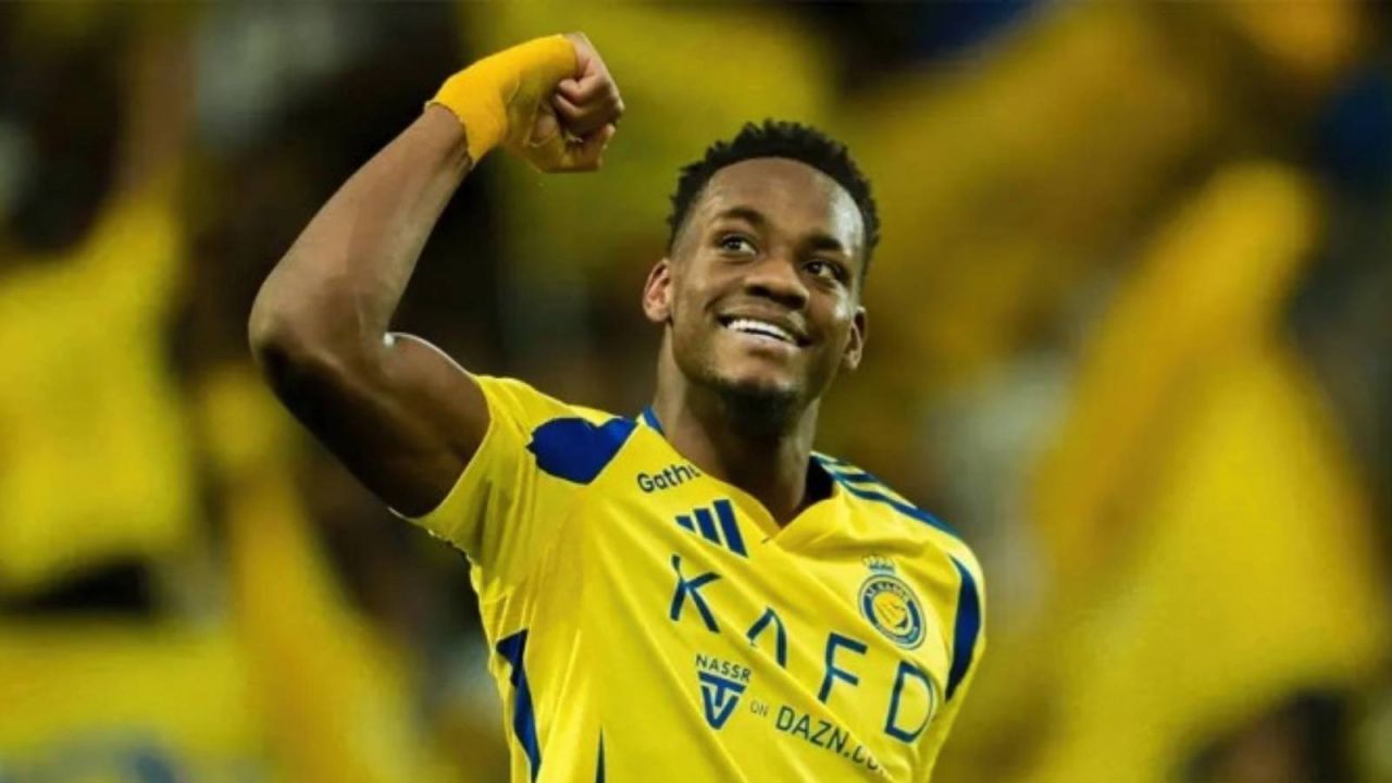 Fenerbahçe, Jhon Durán'ı Renklerine Bağladı
