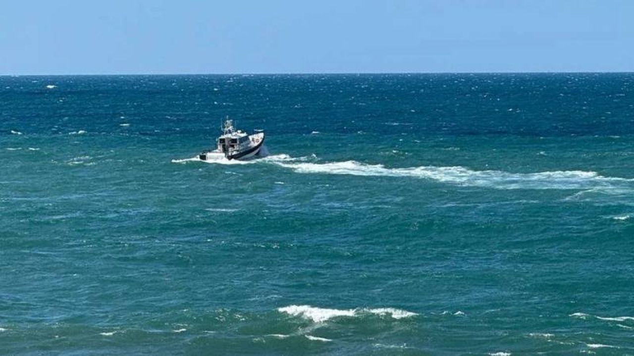 Beykoz'da Denize Girmek Yasaklandı
