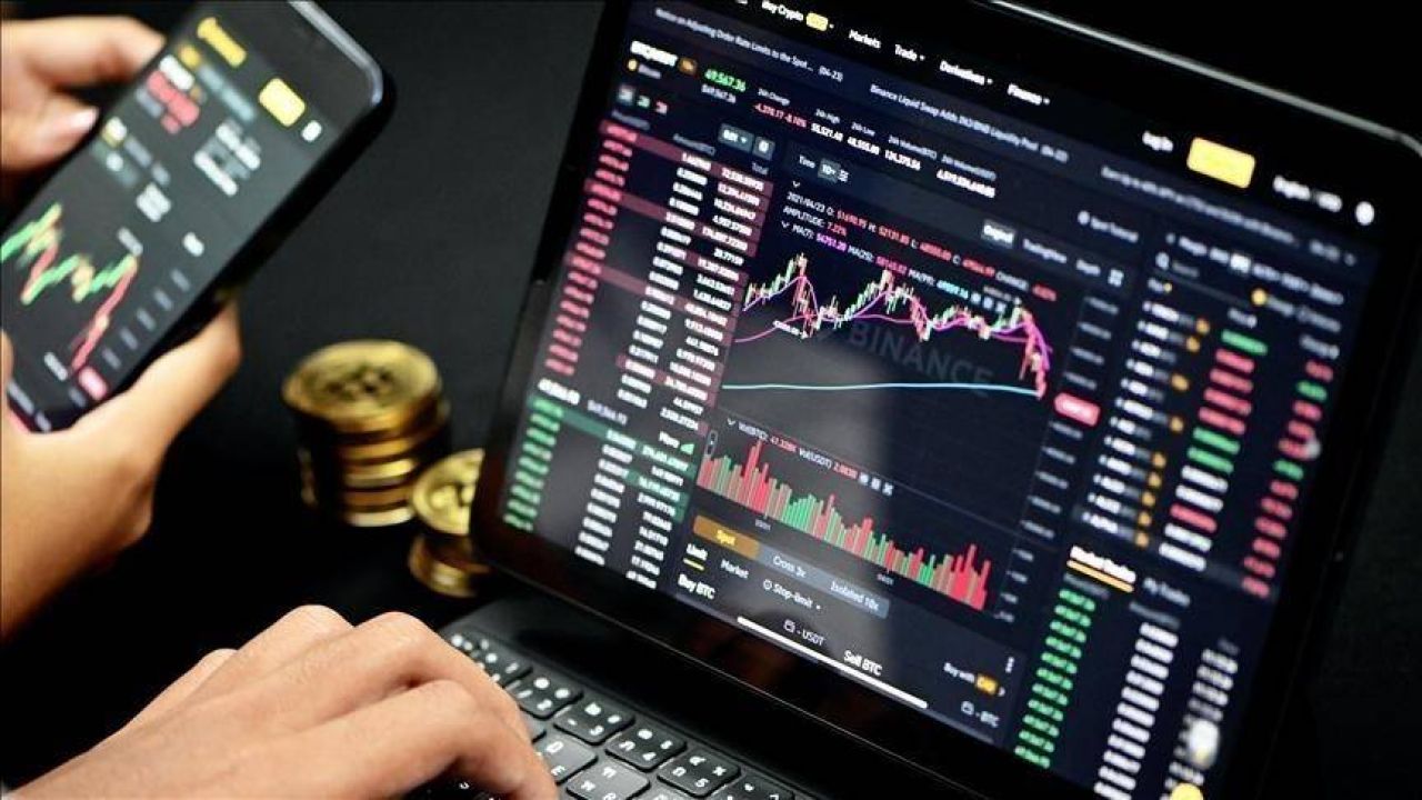 Bitcoin'in Tarihi Rekoru Altcoinleri Harekete Geçirdi