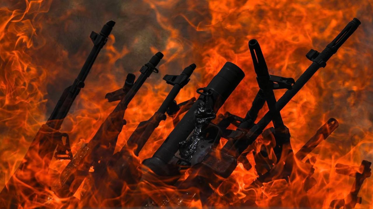 Selvi: Öcalan'ın Sdg Konusunda Eli Taşın Altına Koyması Gerekiyor
