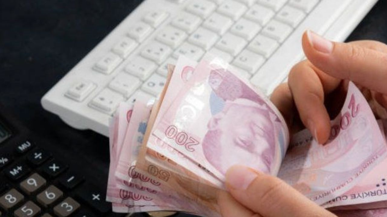 Emekliye 12.750 TL’lik Devlet Destekli Nakit Avans Desteği Başladı