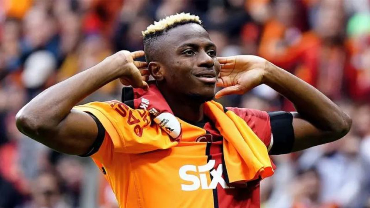 Osimhen İle Napoli Arasında Büyük Restleşme: Rapor Aldı, Kampa Katılmadı
