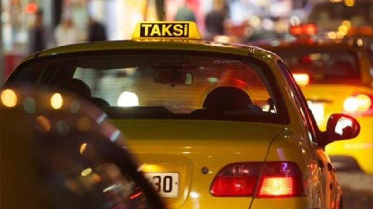 İstanbul Taksicilerinden Yüzde 35 Zam Talebi
