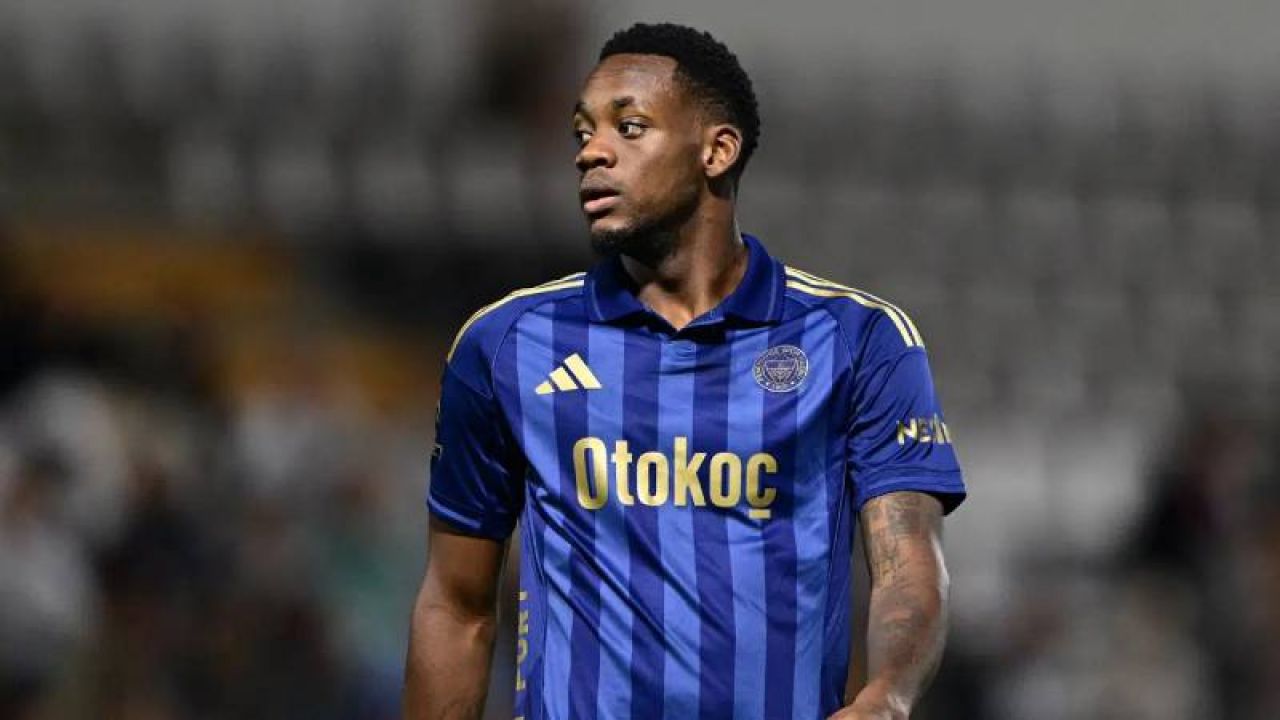 Fenerbahçe'nin Yeni Transferi Jhon Duran'dan İlk Röportaj: Osimhen Sorusuna Yanıt Verdi
