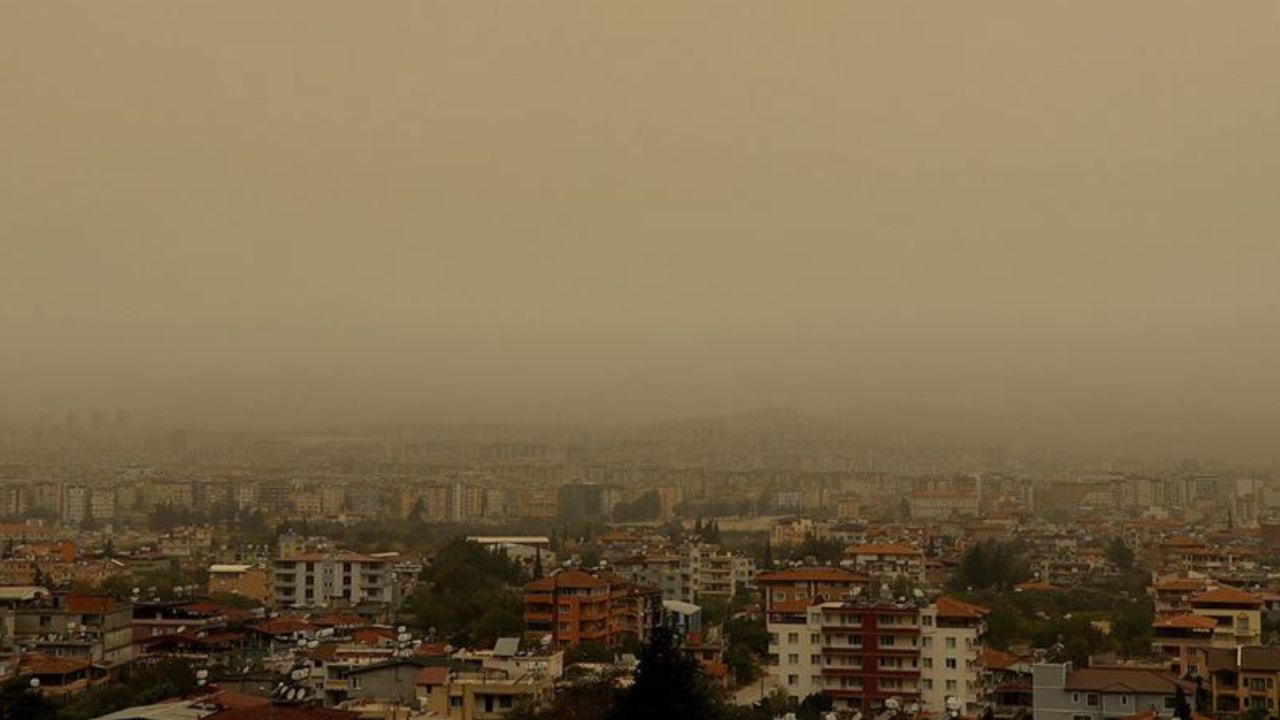 Uzmanından Uyarı: Kül Taşınımı Bir Haftayı Aşabilir
