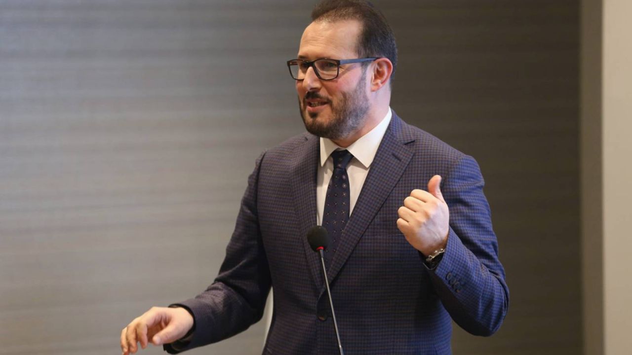 Bağımlılıklarla Mücadele Geleceğe Karşı Sorumluluktur
