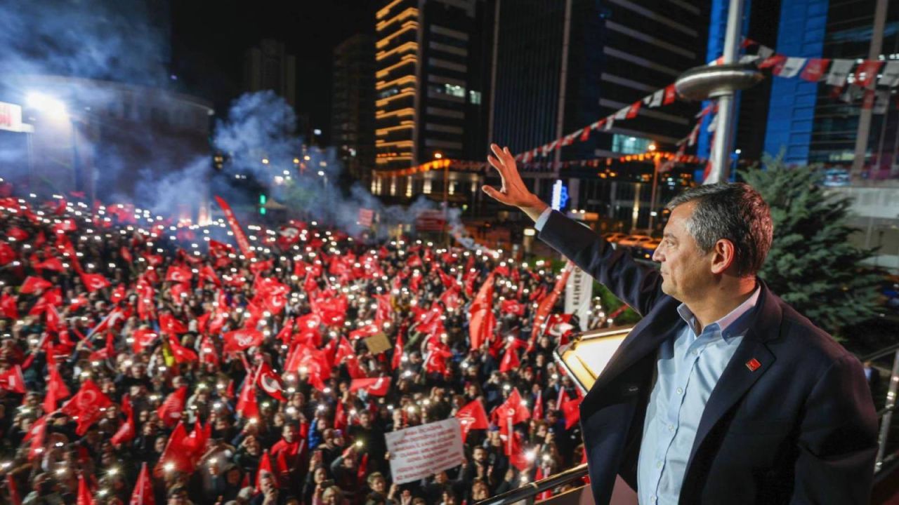 Özel'den Cumhurbaşkanlığı Aday Ofisi Açılışına Davet: Birlikte Olursak Elimizden Kimse Kurtulamaz

