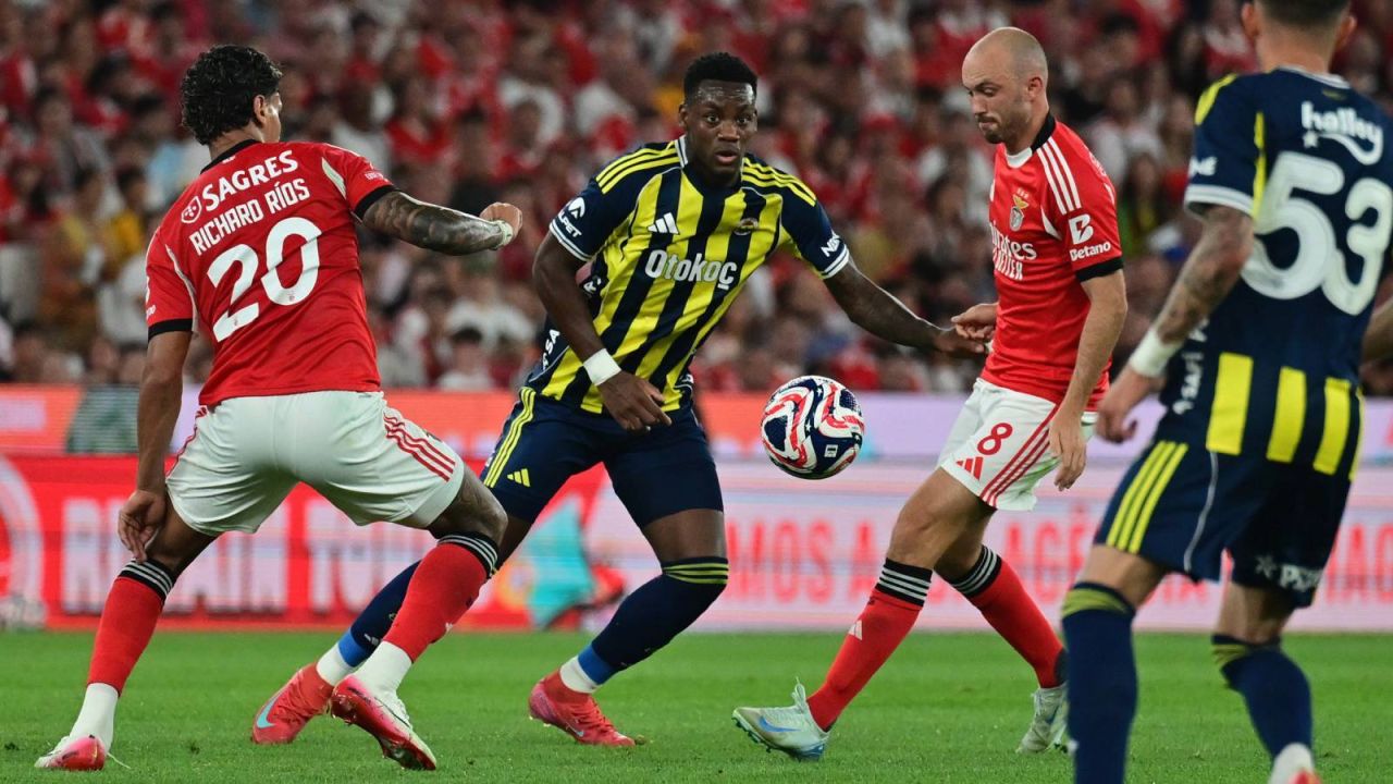 Fenerbahçe Eusebio Kupası'nda Benfica'ya Boyun Eğdi
