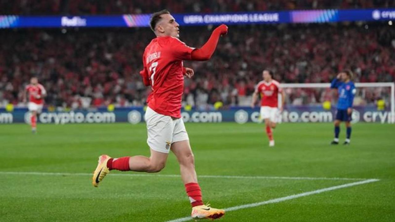 Kerem Aktürkoğlu: Fenerbahçe'nin Başarısı İçin Mücadele Etmek İstiyorum
