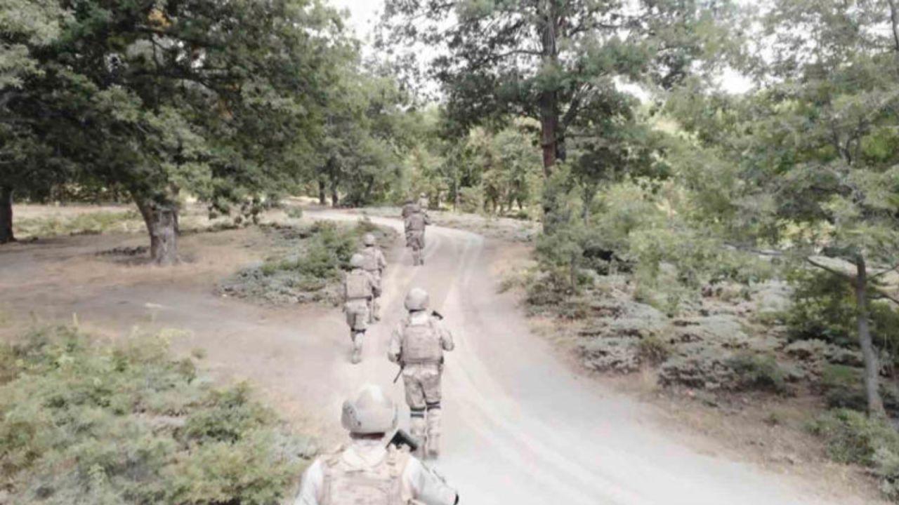 Orman Yangınlarıyla Mücadelede Yeni Boyut: Komandolar Hasan Dağı'nda 'Silahlı' Nöbette
