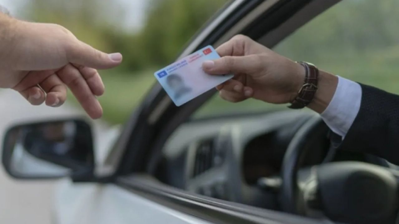 Ehliyet Yenilemede Son Günler: Randevu Alamayanlar Yüksek Ceza Ödeyecek
