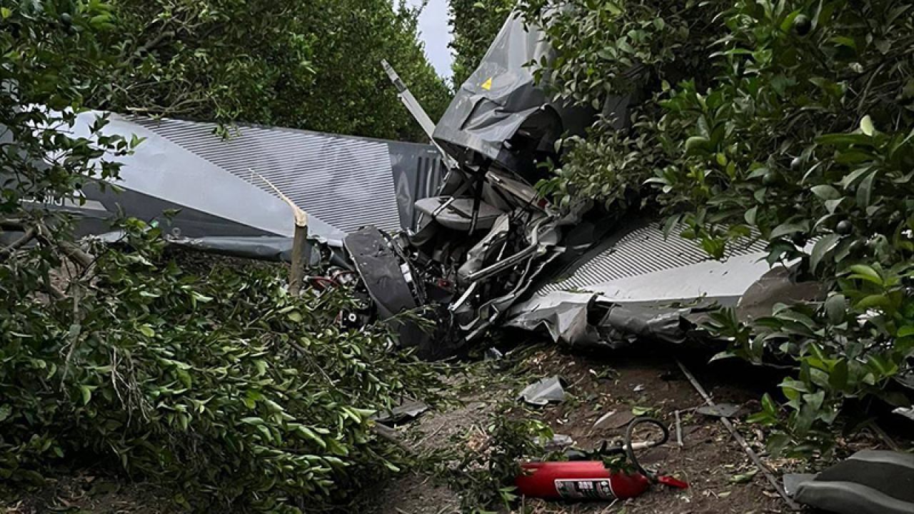 Adana'da Eğitim Uçağı Düştü: 2 Yaralı
