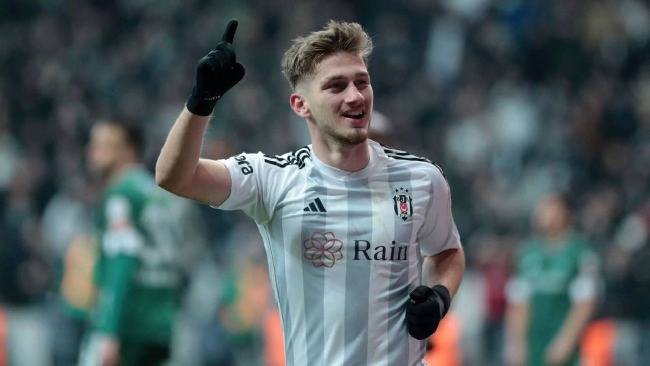 Beşiktaş, Semih Kılıçsoy Transferini Resmen Açıkladı: İşte Yeni Takımı
