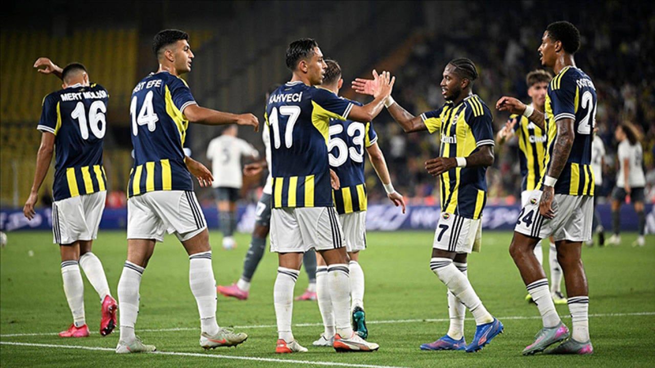 Fenerbahçe Feyenoord Deplasmanında Avantaj Peşinde
