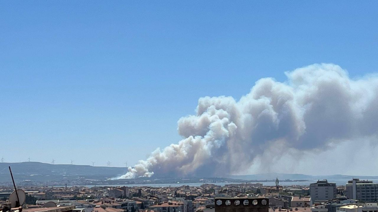Çanakkale Bir Kez Daha Yangın Tehdidi Altında
