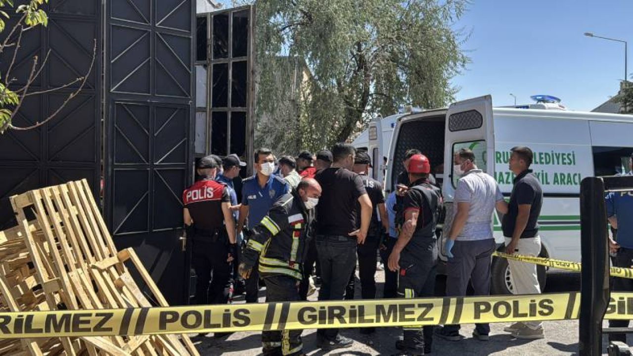 Çorum'da Atık Yağ Tankına Düşen Anne ve Oğlu Hayatını Kaybetti
