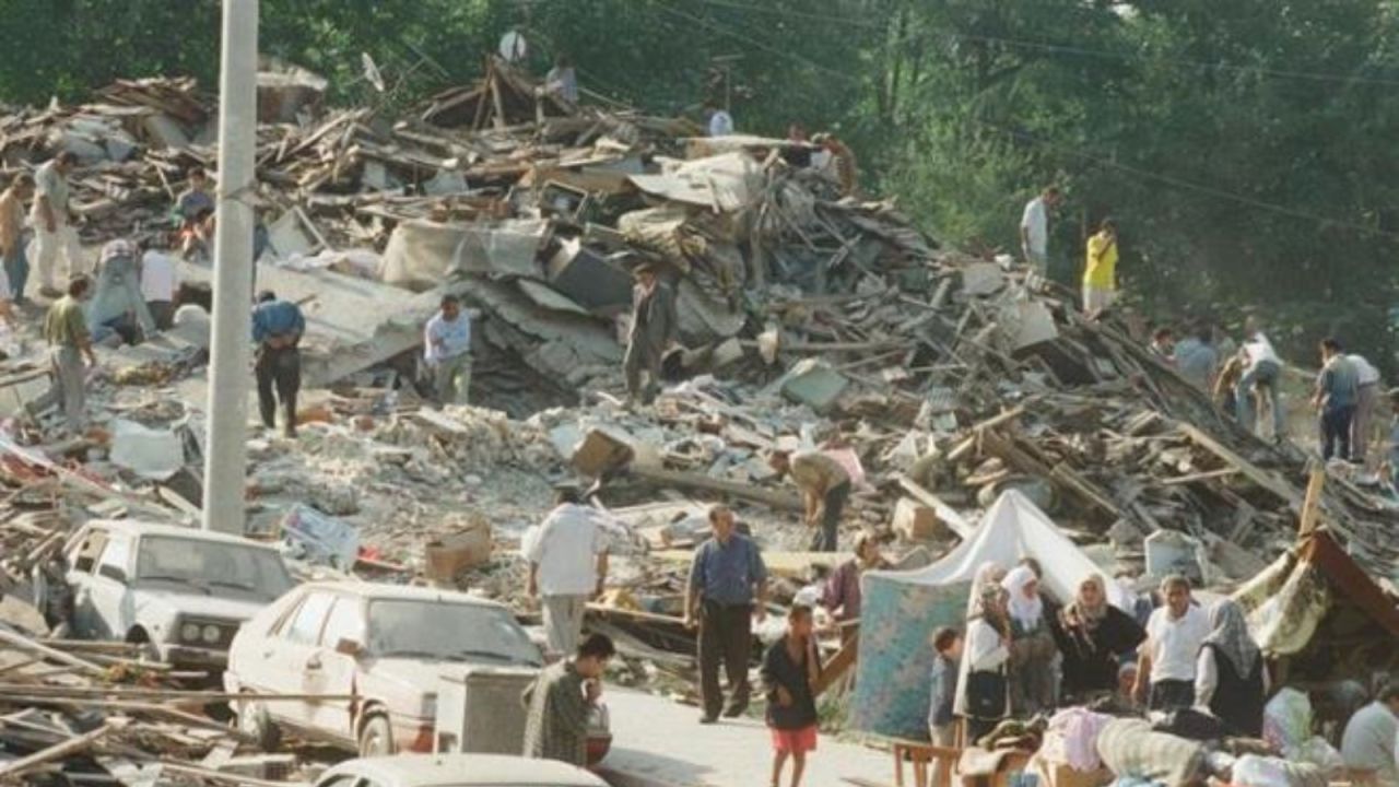 17 Ağustos Depremi: Kayıplar, Yaşananlar ve Sonrası
